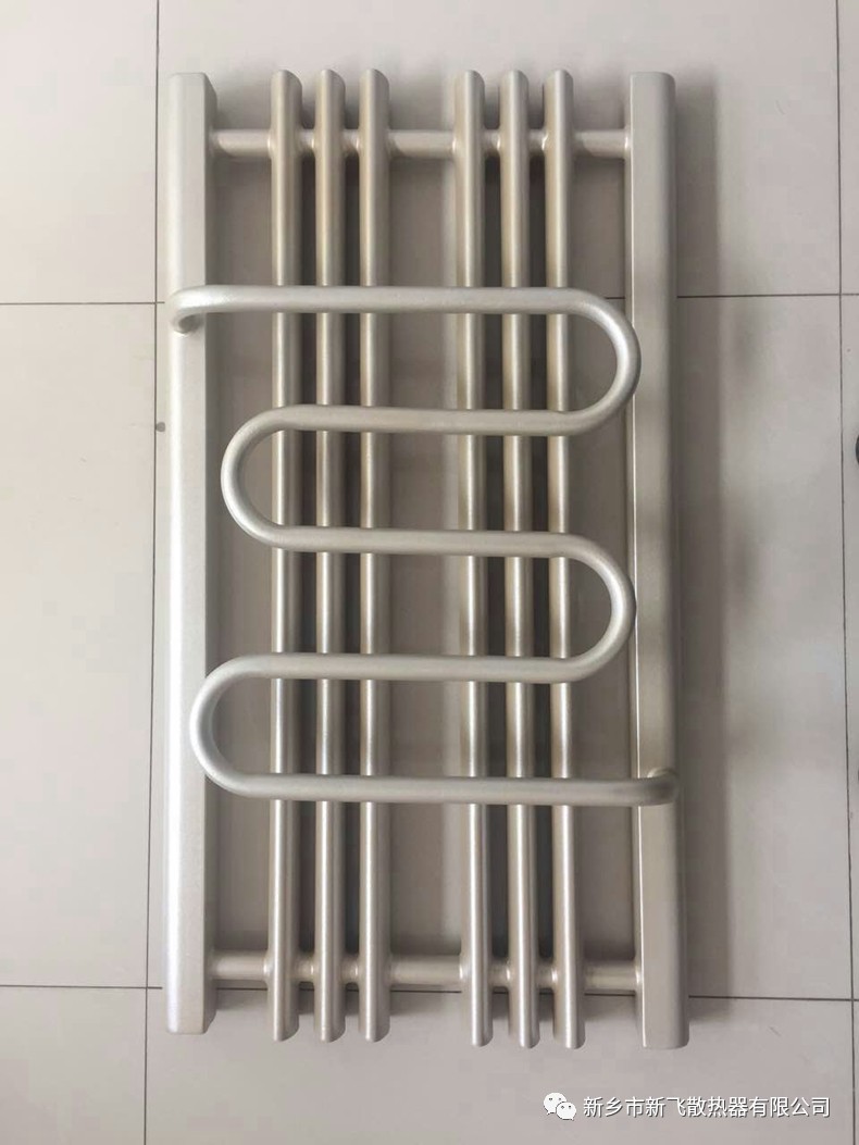 新款歐式鋼制<a href='/product/17' title='衛(wèi)浴暖氣片' style='color: rgb(192, 0, 0); text-decoration: underline;'>衛(wèi)浴暖氣片</a>